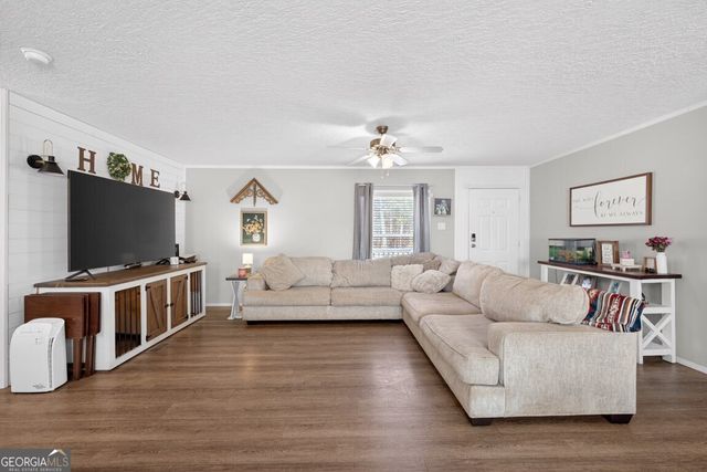 818 Dean Mountain Road, Cleveland, GA 30528