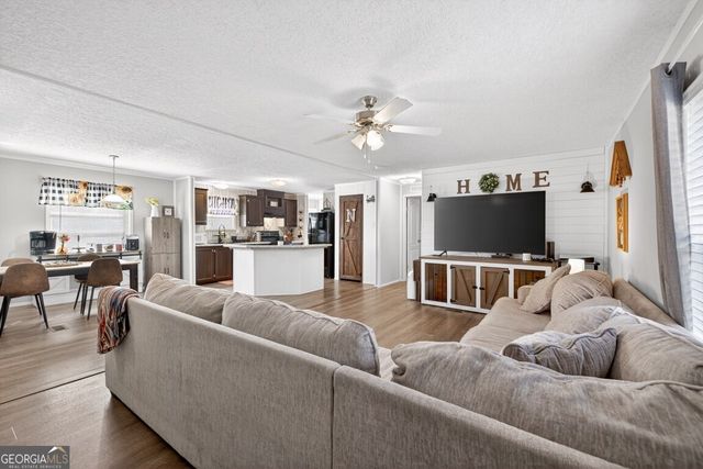 818 Dean Mountain Road, Cleveland, GA 30528