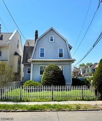 332 Chilton St, Elizabeth City, NJ 07208