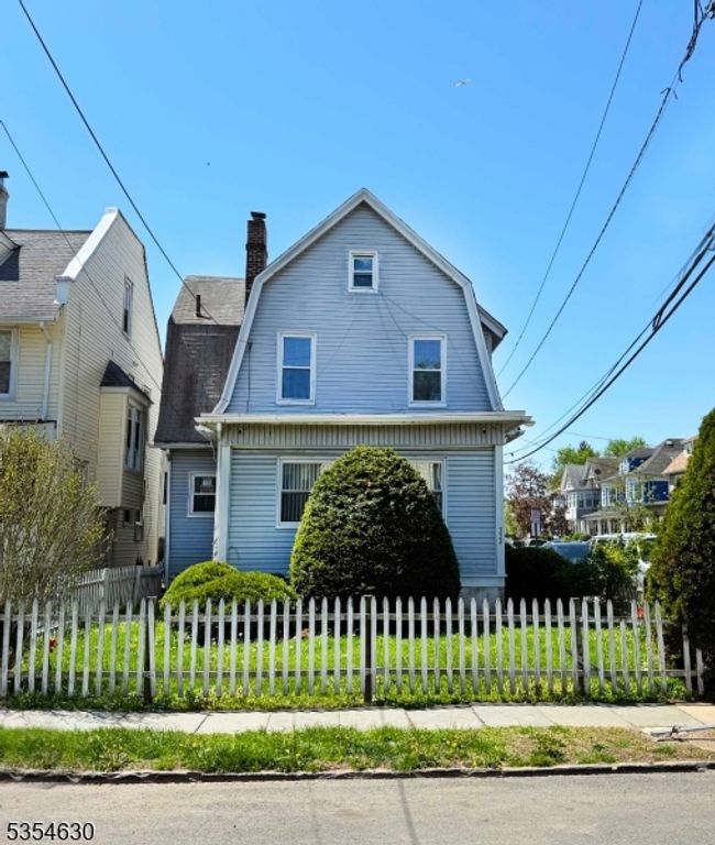 332 Chilton St, Elizabeth City, NJ 07208