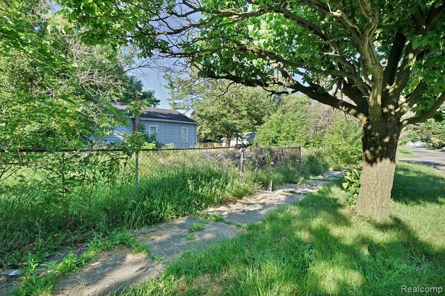 4201 Brunswick Avenue, Flint, MI 48507