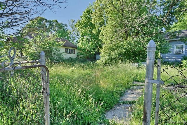 4201 Brunswick Avenue, Flint, MI 48507