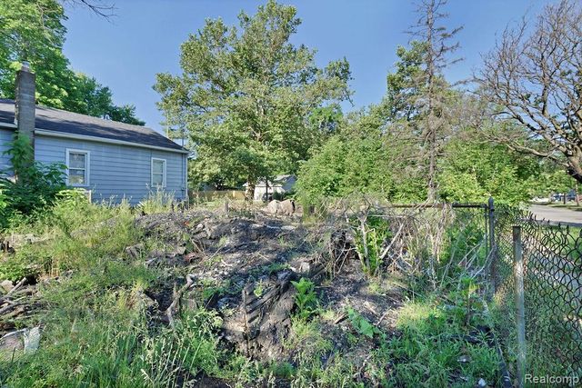 4201 Brunswick Avenue, Flint, MI 48507