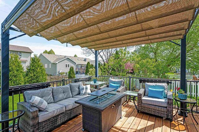 6614 CARLTON Drive, Madison, WI 53718