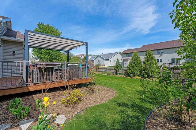 6614 CARLTON Drive, Madison, WI 53718