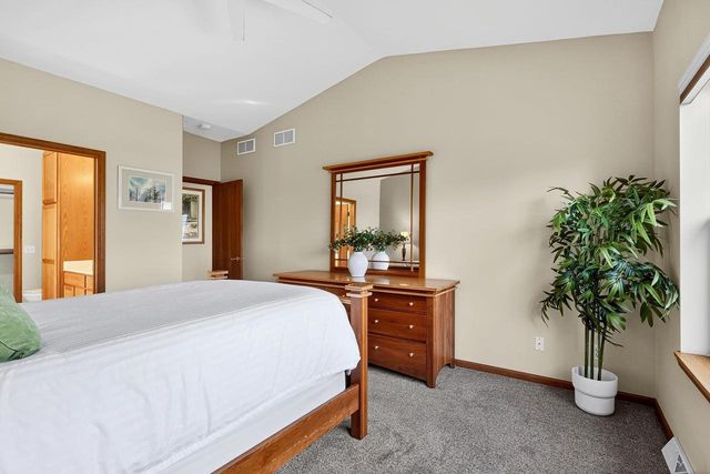 6614 CARLTON Drive, Madison, WI 53718