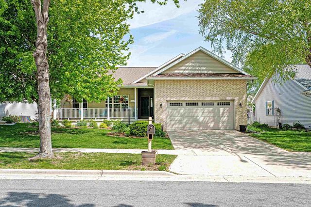 6614 CARLTON Drive, Madison, WI 53718