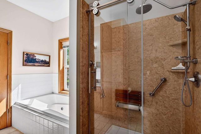6614 CARLTON Drive, Madison, WI 53718