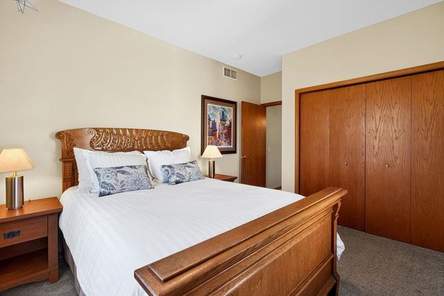 6614 CARLTON Drive, Madison, WI 53718