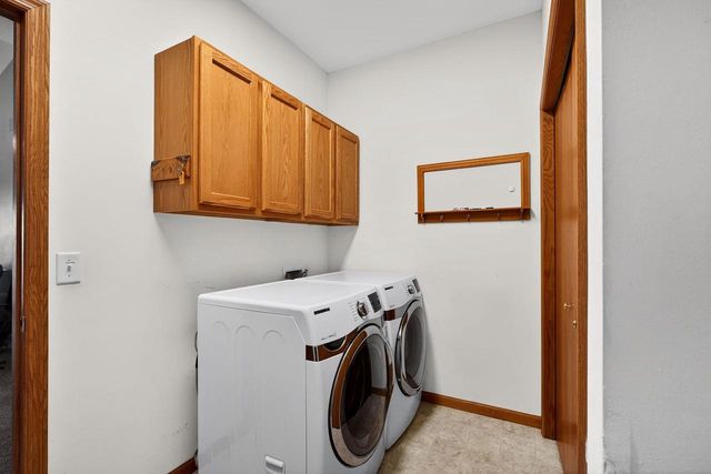 6614 CARLTON Drive, Madison, WI 53718