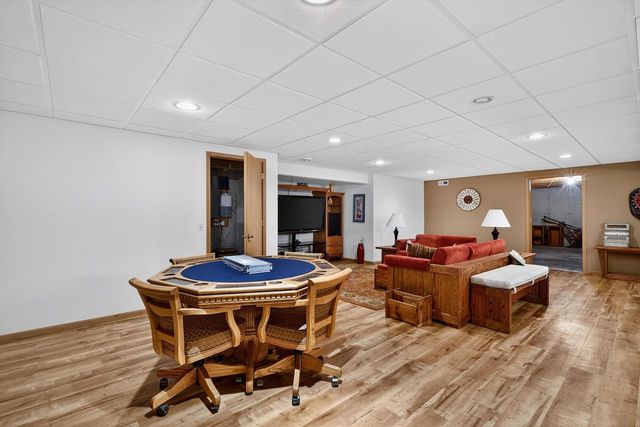 6614 CARLTON Drive, Madison, WI 53718