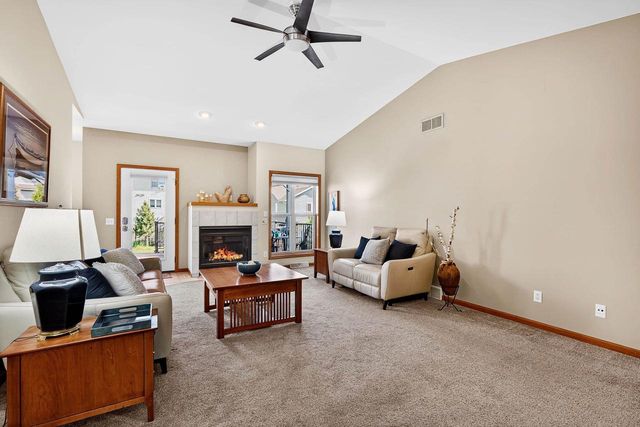 6614 CARLTON Drive, Madison, WI 53718