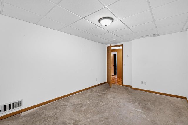 6614 CARLTON Drive, Madison, WI 53718