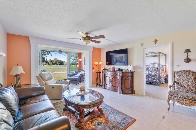 7684 NW 18th St 102, Margate, FL 33063