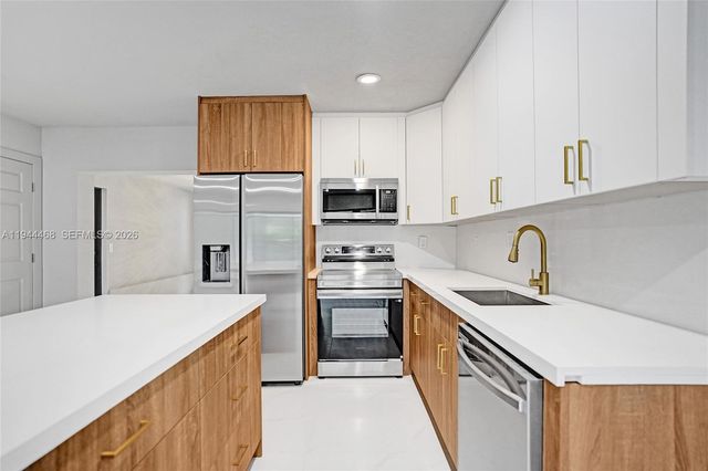 3171 Jackson Blvd, Fort Lauderdale, FL 33312