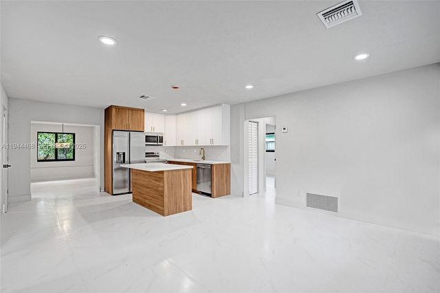 3171 Jackson Blvd, Fort Lauderdale, FL 33312