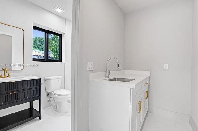 3171 Jackson Blvd, Fort Lauderdale, FL 33312