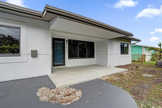 3171 Jackson Blvd, Fort Lauderdale, FL 33312