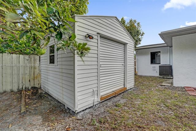 3171 Jackson Blvd, Fort Lauderdale, FL 33312