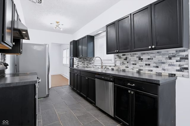 902 N Drexel Avenue, Indianapolis, IN 46201