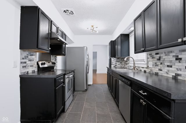 902 N Drexel Avenue, Indianapolis, IN 46201