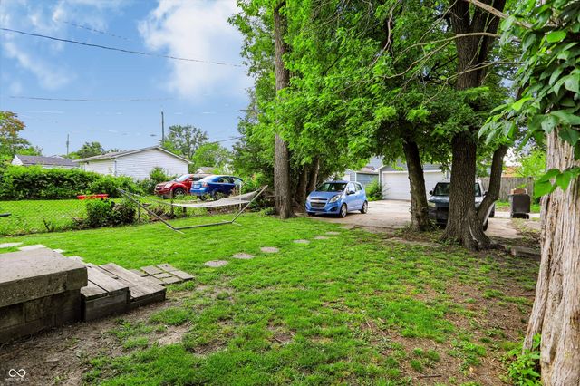 902 N Drexel Avenue, Indianapolis, IN 46201