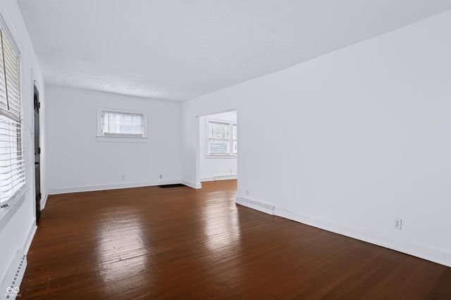 902 N Drexel Avenue, Indianapolis, IN 46201