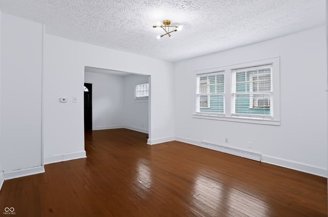 902 N Drexel Avenue, Indianapolis, IN 46201