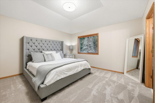 6808 Cambridge Road, Shakopee, MN 55379