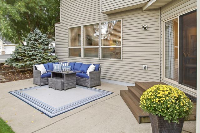 6808 Cambridge Road, Shakopee, MN 55379