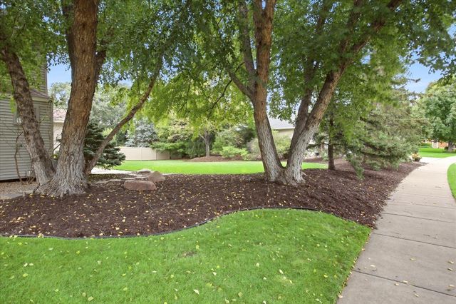 6808 Cambridge Road, Shakopee, MN 55379