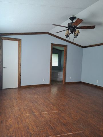 2042 N Elmdale Road N, Abilene, TX 79601