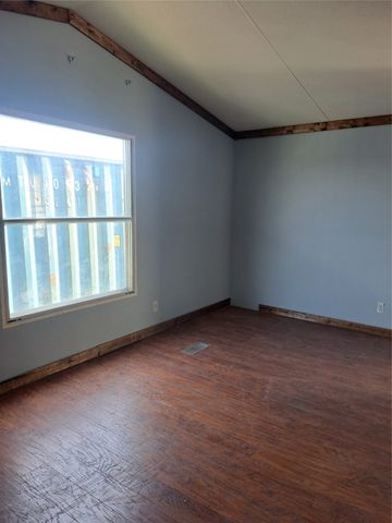 2042 N Elmdale Road N, Abilene, TX 79601