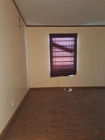 2042 N Elmdale Road N, Abilene, TX 79601
