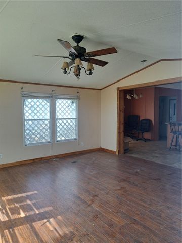 2042 N Elmdale Road N, Abilene, TX 79601