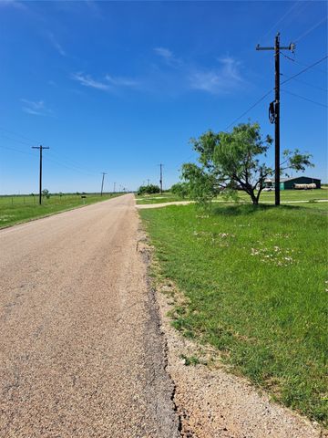 2042 N Elmdale Road N, Abilene, TX 79601
