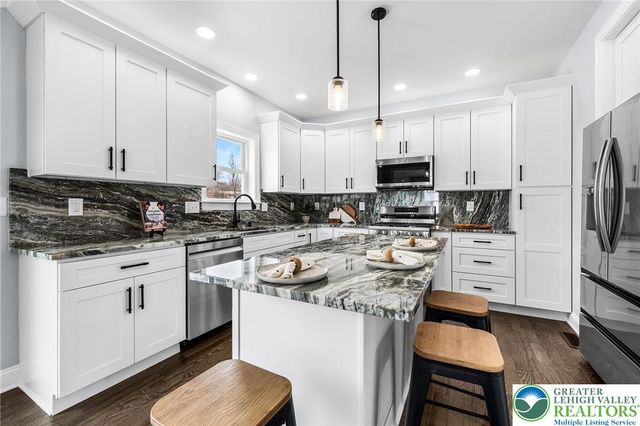 5031 Hunter Lane, Emmaus Boro, PA 18049