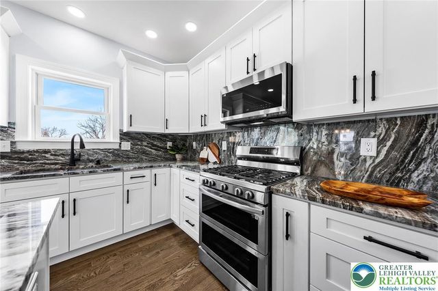 5031 Hunter Lane, Emmaus Boro, PA 18049