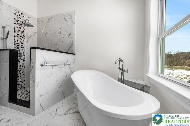 5031 Hunter Lane, Emmaus Boro, PA 18049