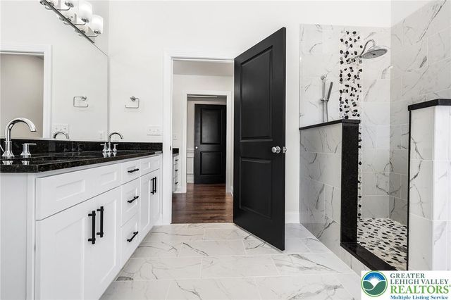 5031 Hunter Lane, Emmaus Boro, PA 18049