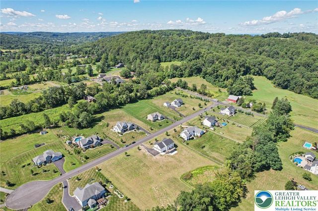 5031 Hunter Lane, Emmaus Boro, PA 18049