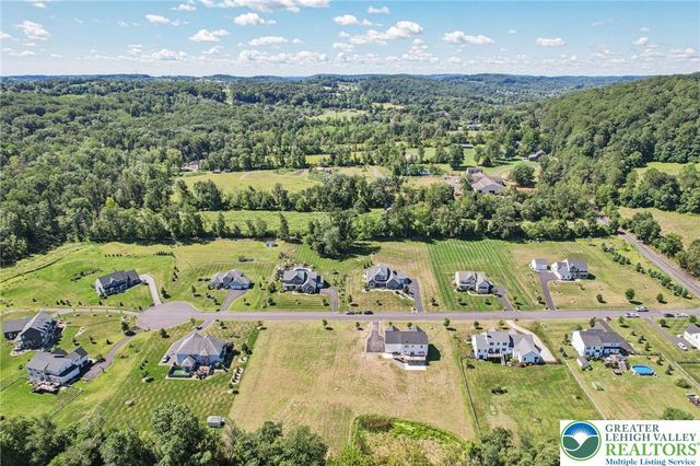 5031 Hunter Lane, Emmaus Boro, PA 18049