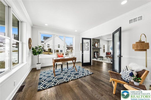 5031 Hunter Lane, Emmaus Boro, PA 18049