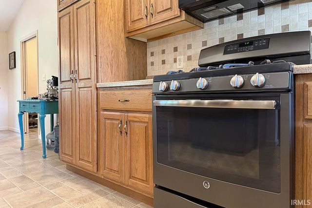 13510 Crestwicke Court, Middlebury, IN 46540