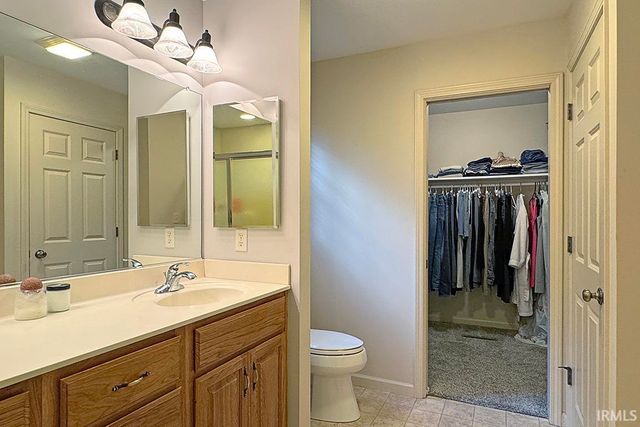 13510 Crestwicke Court, Middlebury, IN 46540