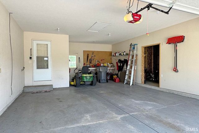 13510 Crestwicke Court, Middlebury, IN 46540