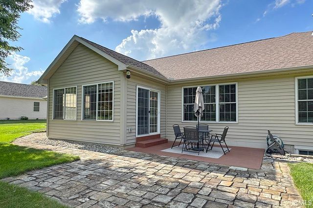 13510 Crestwicke Court, Middlebury, IN 46540