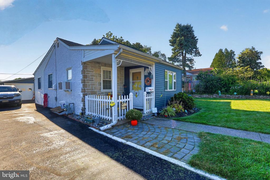 135 HILLVIEW RD, KING OF PRUSSIA, PA 19406 — photo 3