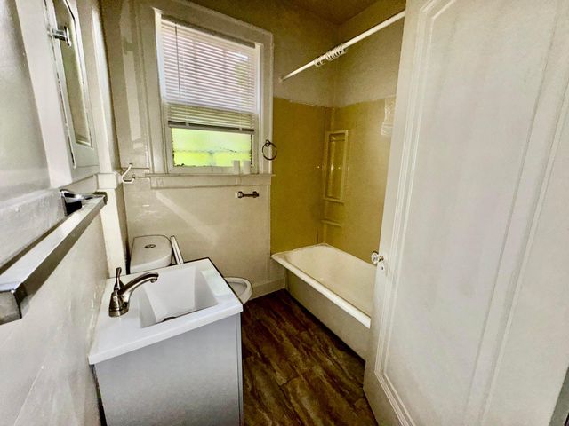 2681 Pasadena Street, Wayne City, MI 48238