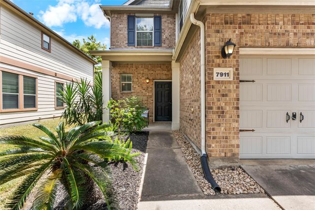 7911 Barnes Ridge Lane, Houston, TX 77072